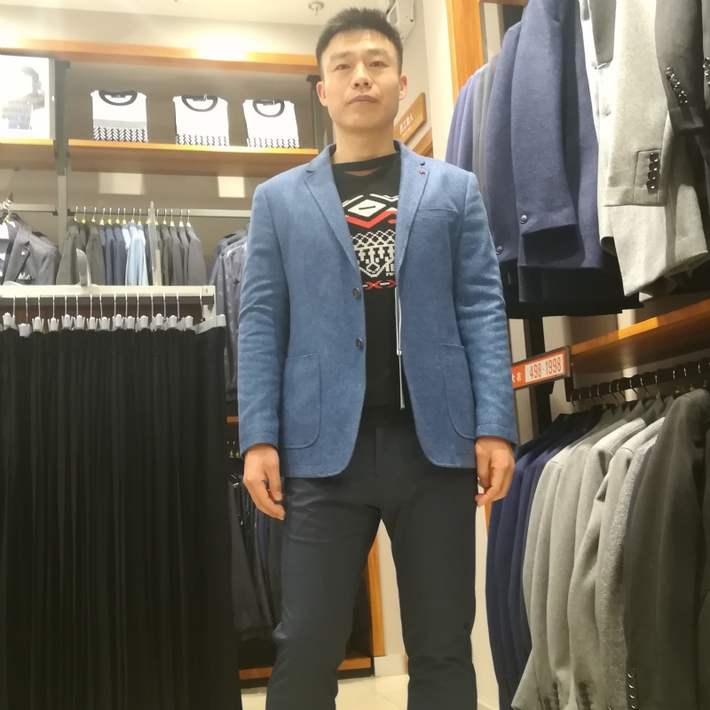 一只蚂蚁的第一张照片--香港王婆说媒