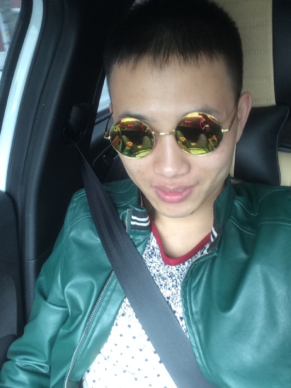真心对待一个人的第一张照片--香港王婆说媒