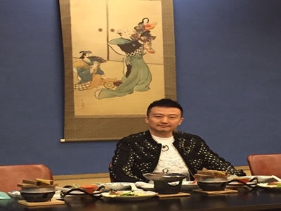 月影沙丘的第一张照片--香港王婆说媒