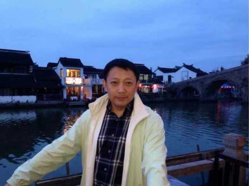 巧克力绅士的第六张照片--香港王婆说媒