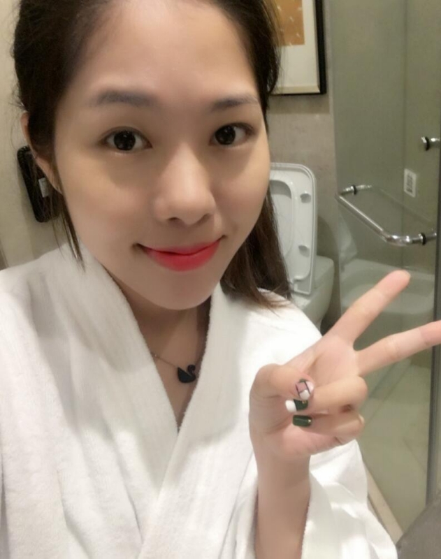 爱你很幸福的第一张照片--香港王婆说媒