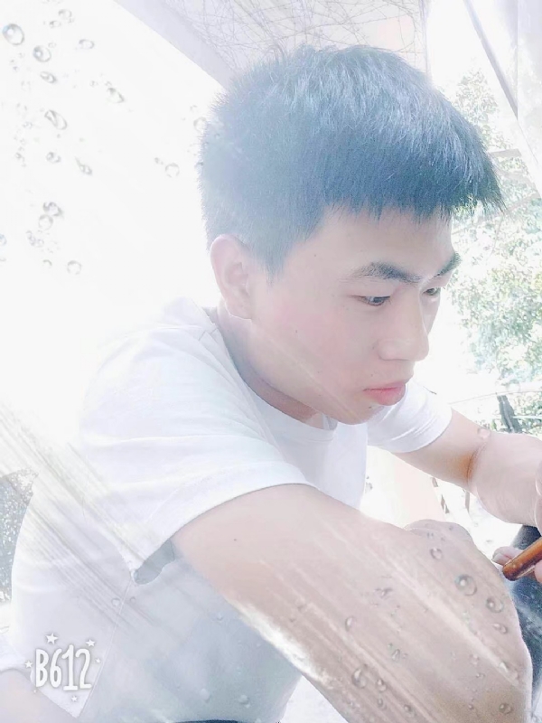 对她说晚安的第一张照片--香港王婆说媒