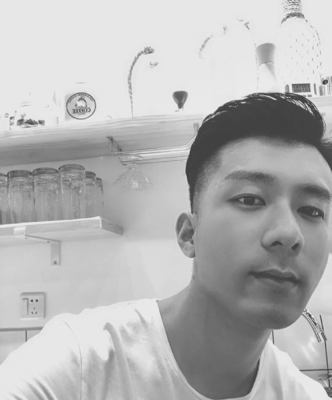 jimmy的第一张照片--香港王婆说媒