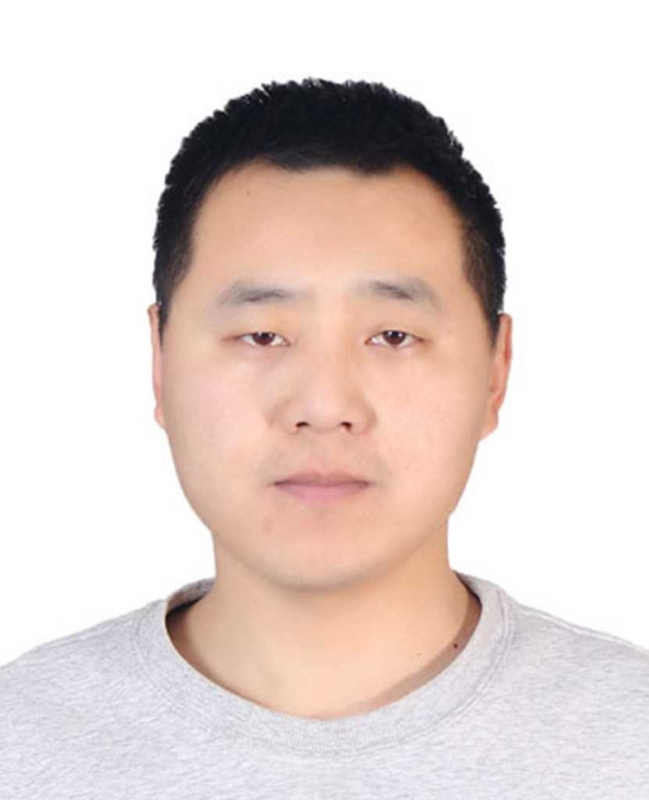 大红鹰的第一张照片--香港王婆说媒