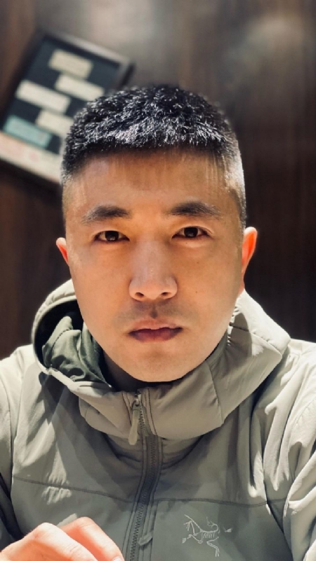山中何缘的第二张照片--香港王婆说媒