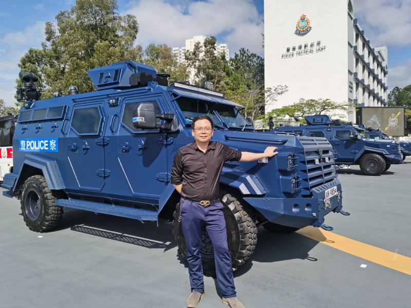 司馬老毅的第二张照片--香港王婆说媒