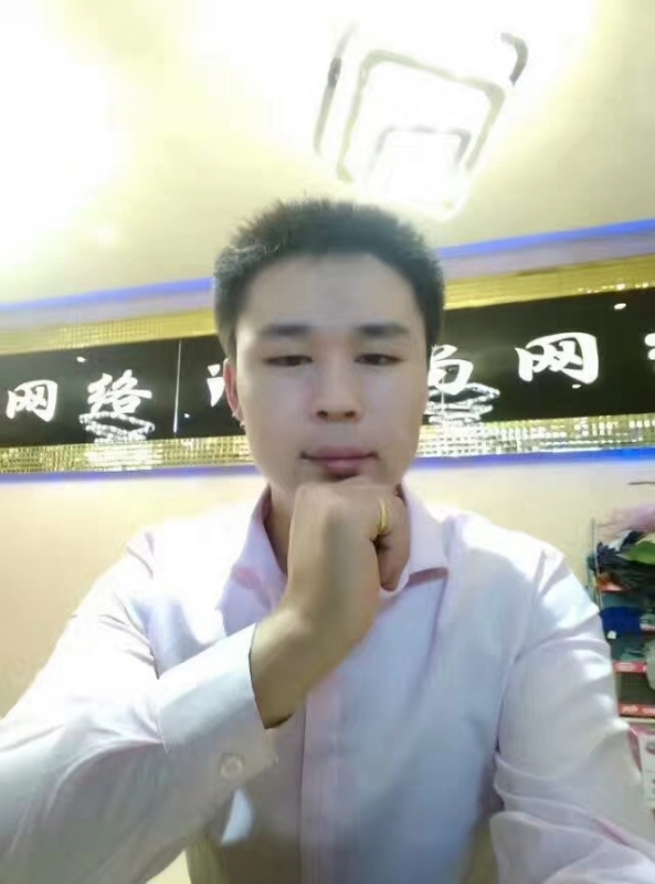 沉默寡言的第一张照片--香港王婆说媒