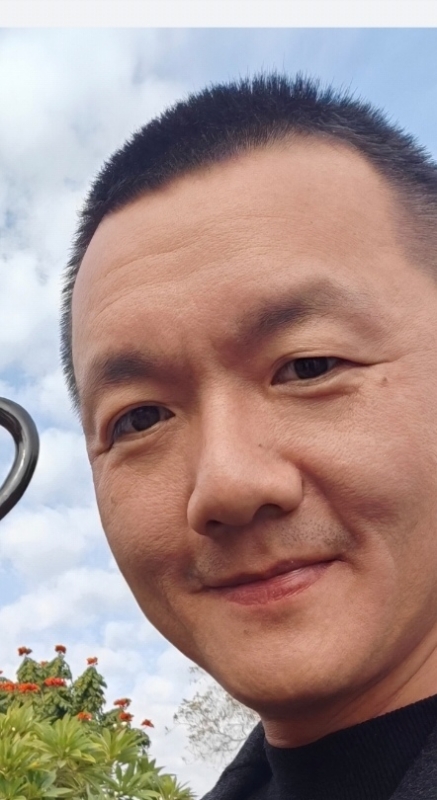 liang的第一张照片--香港王婆说媒