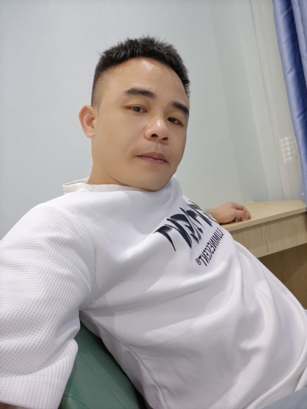 下一站的我的第二张照片--香港王婆说媒