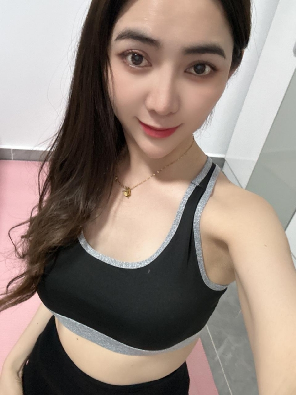 冰冰的第一张照片--香港王婆说媒